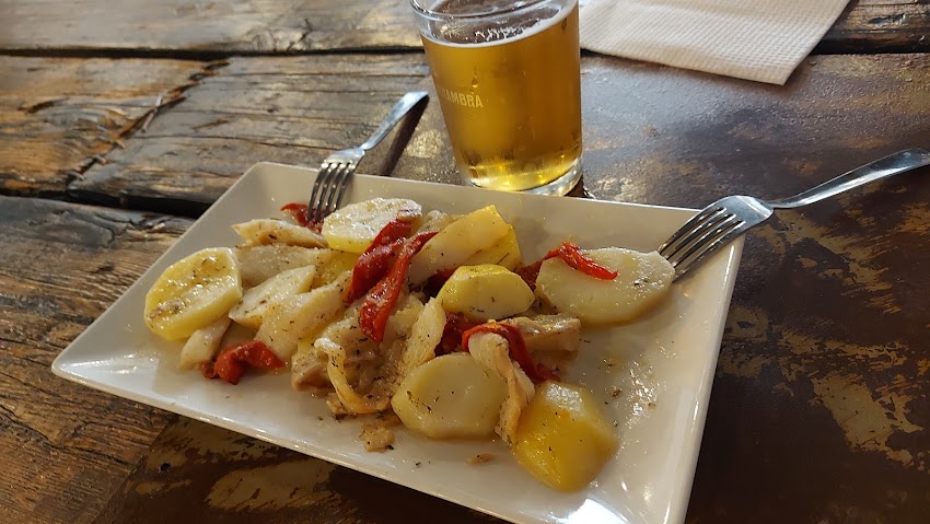 El Mercado Bar y Cocina