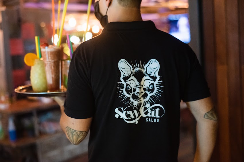 SexyCat – Restaurante / Karaoke