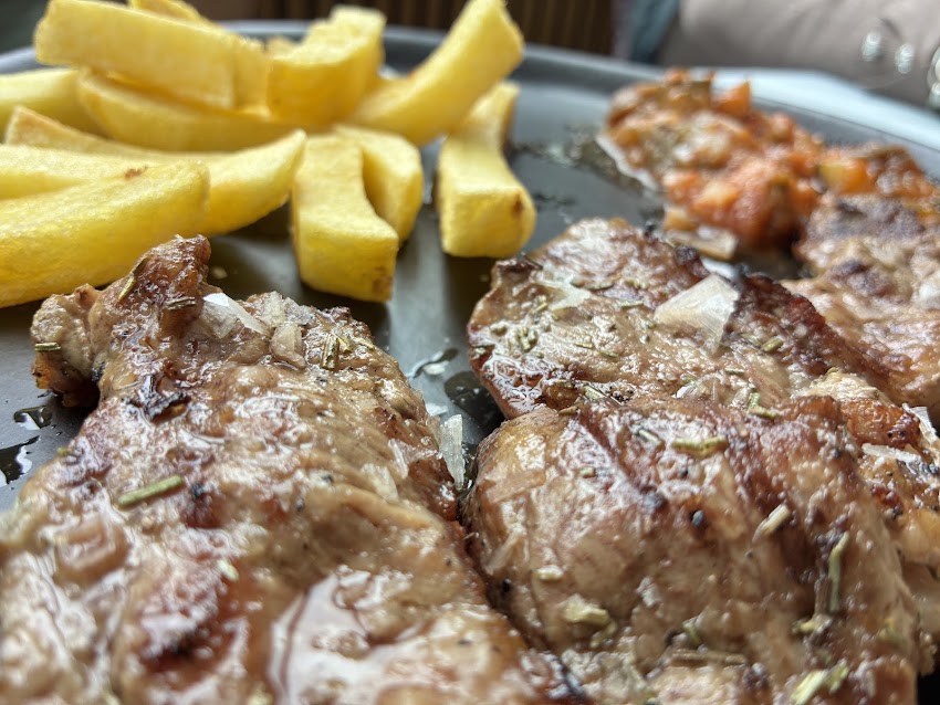 Restaurante «Quejigo del Carbón»
