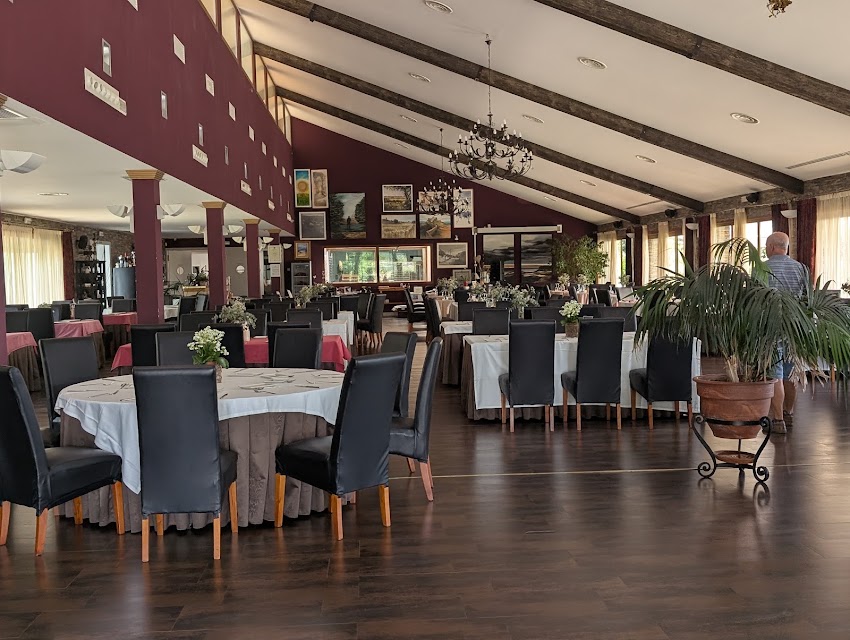 Restaurante Salon Aldea del Rey Villa Isabelica
