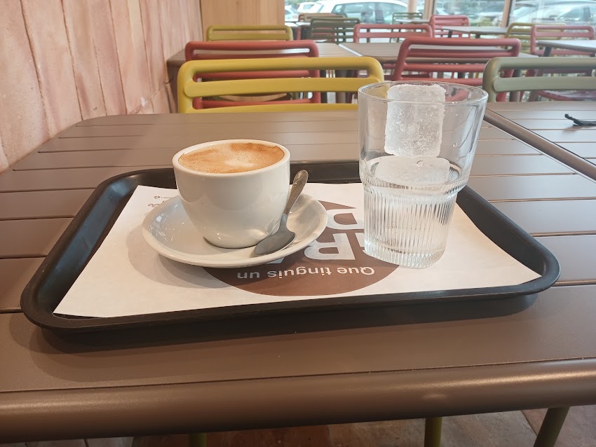 Panet Llaverias – Forn de pa, Pastisseria i Cafeteria