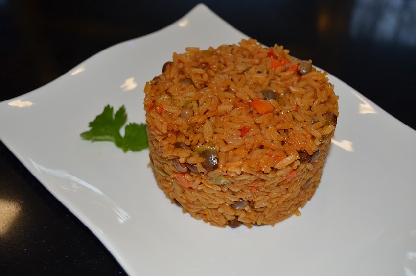 DEYICATESSEN Comida casera para llevar, arroces, paellas y fideuás, catering para eventos de particulares y empresas…