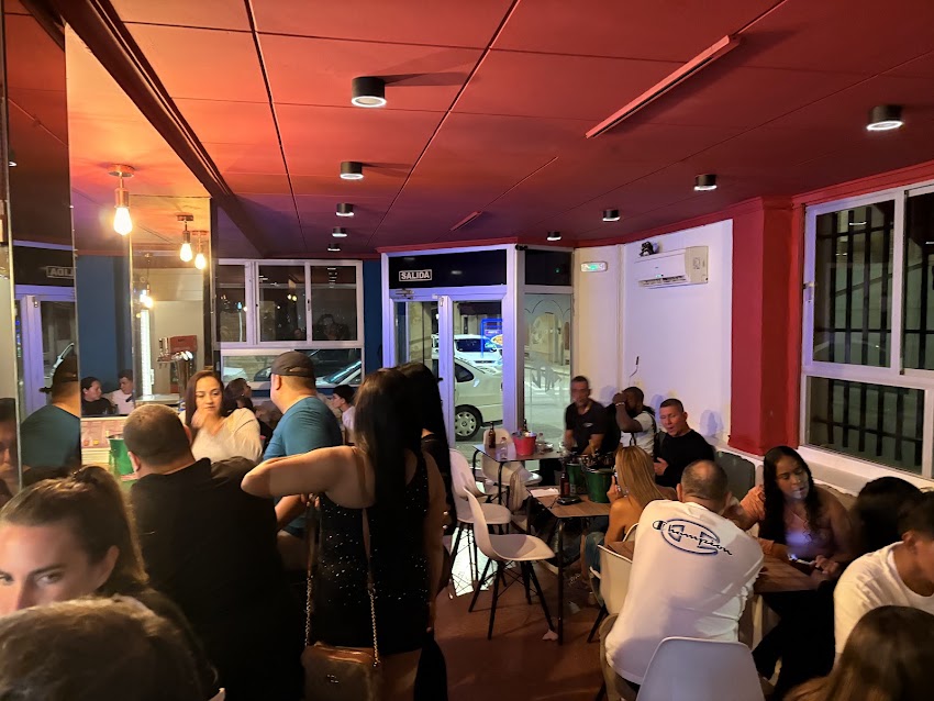 Montenegro Cafetería & Gastrobar
