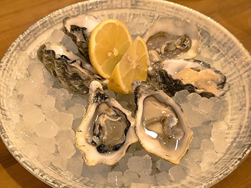 La Qaverna – Oyster Bar