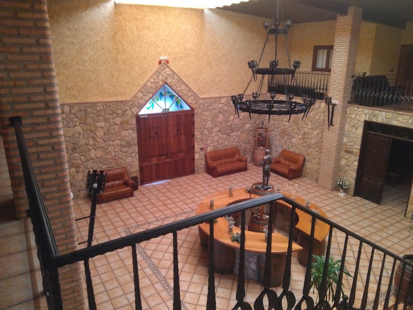 Hotel Enológico – Viñedos y Bodegas El Castillo