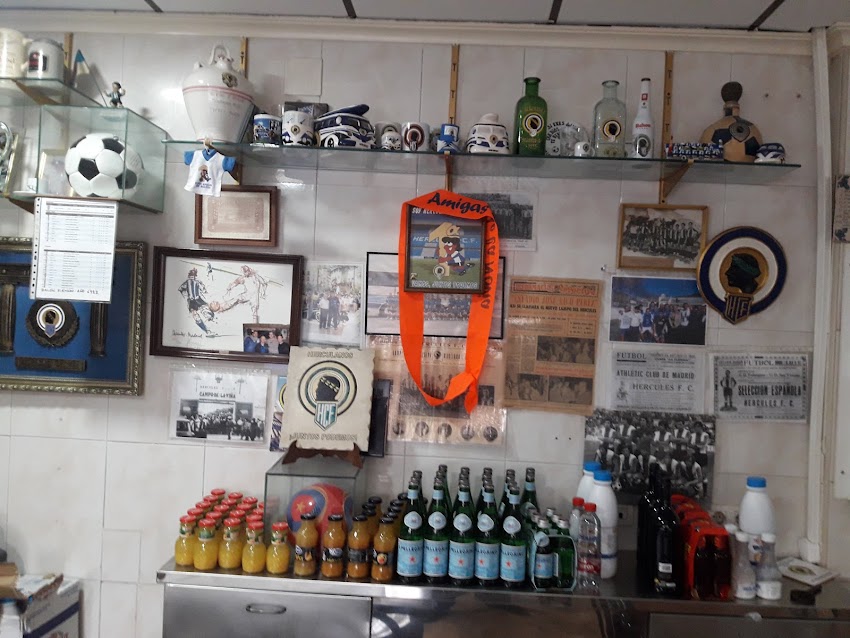 Bar Hermanos Bastida.