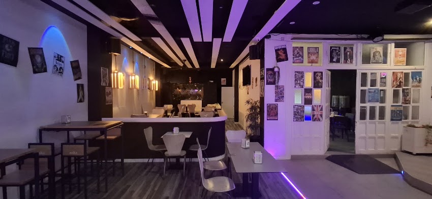 Michigan Coffee & Cocktails 🎸Enamorados del rock💘