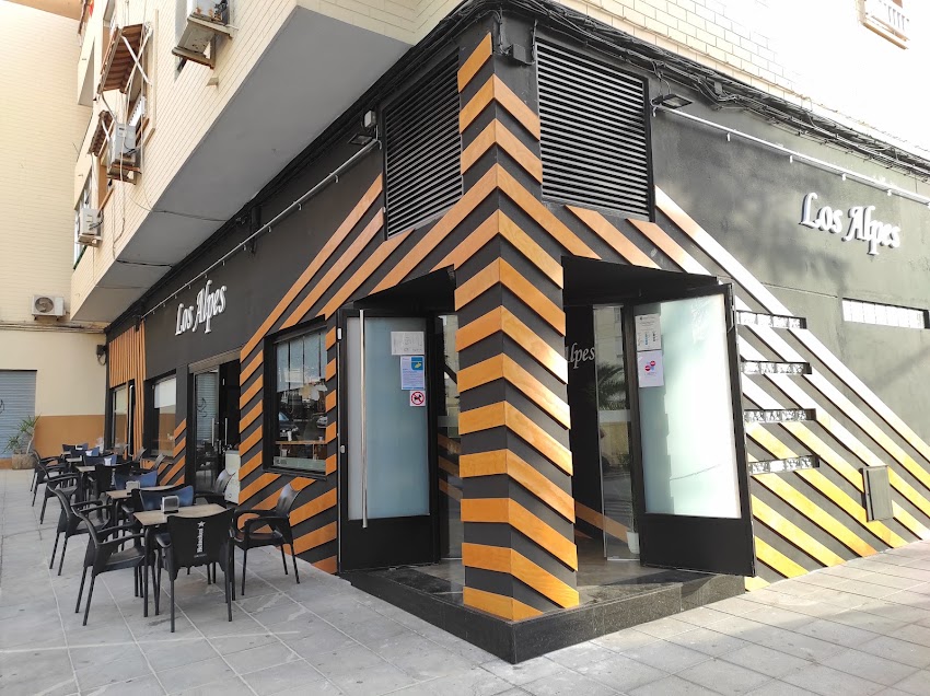 Cafetería Los Alpes