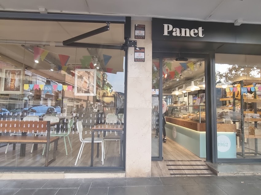 Panet Sant Pere – Forn de Pa, Pastisseria i Cafeteria