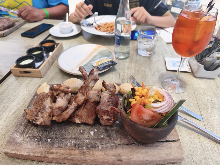La Terraza Grill