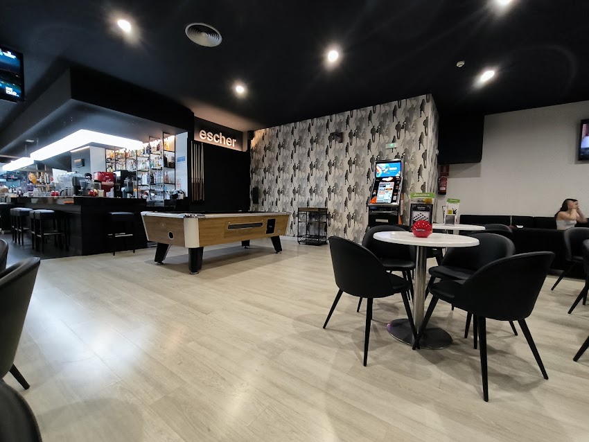 Cafetería ESCHER