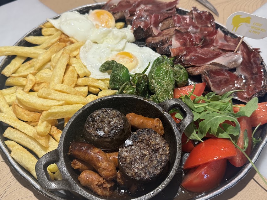 Restaurante Fógon de Mariana – Bahía Sur Terraza a la Bahía