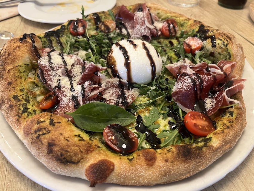 LA ROSA – Pizza Bar