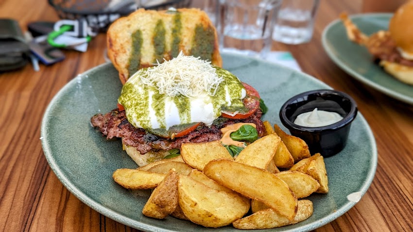 Fusion Burger Caletillas