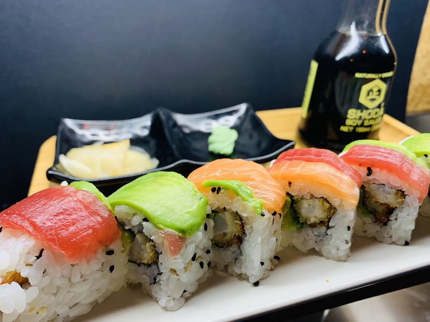 HILLS Thai And Sushi