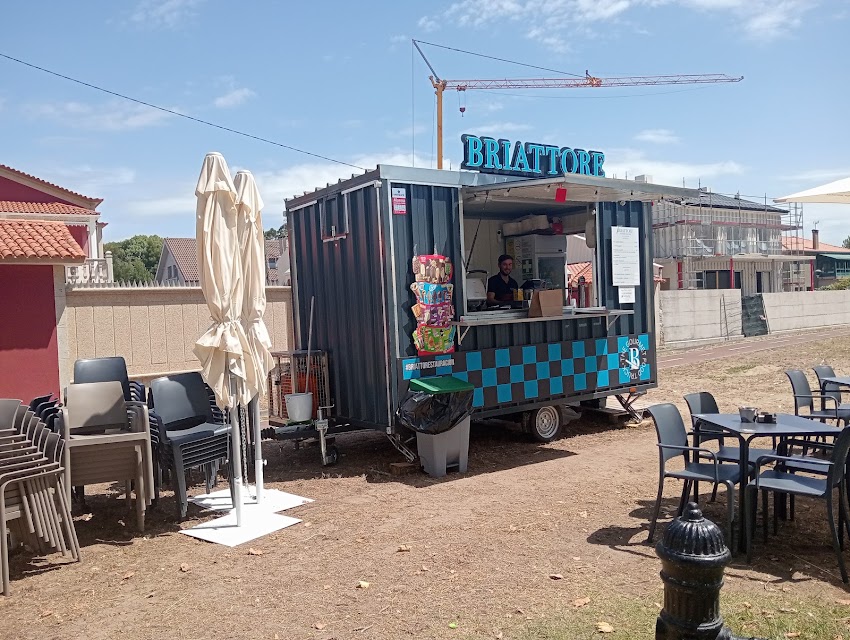 Briattore Restauración Pollo Asado Boiro
