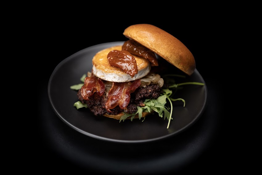 LaChula Beer and Burger