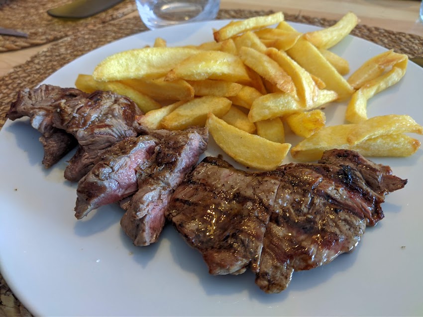 El Remanso- cuina a les brases