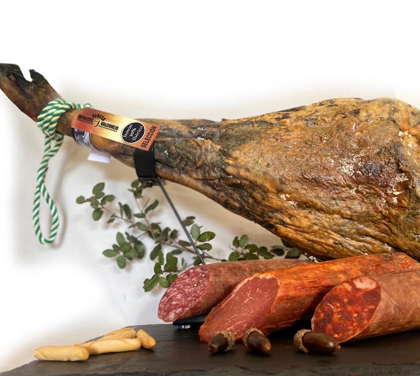 Ibericos Dehesa Valconejo | Ganadería de Selección