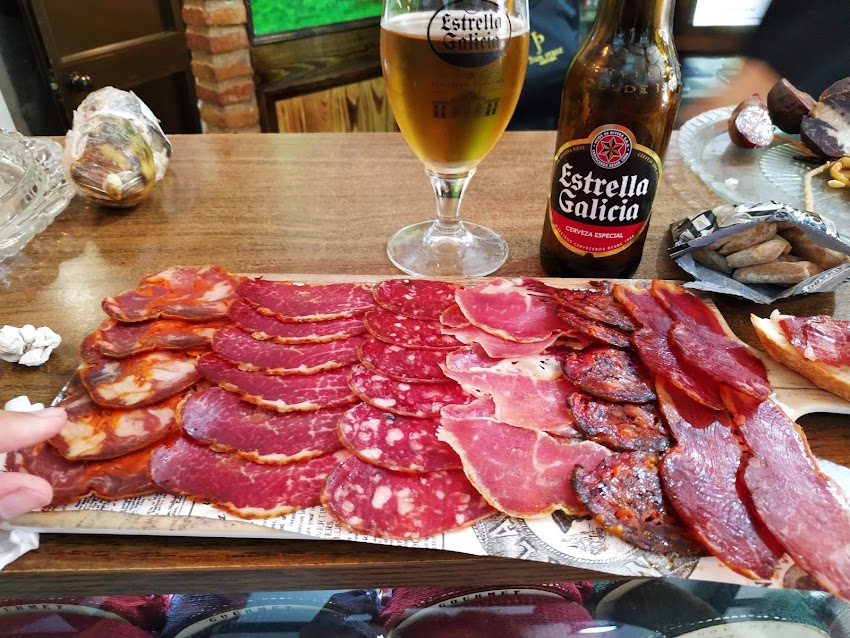 Juan Perez Jamones – Abacería Islantilla