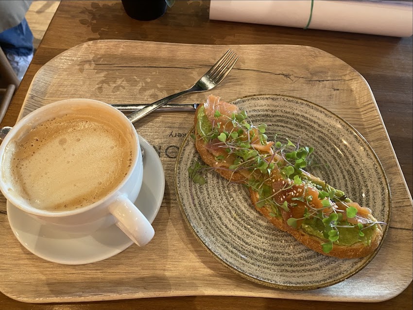 Santagloria Coffee & Bakery