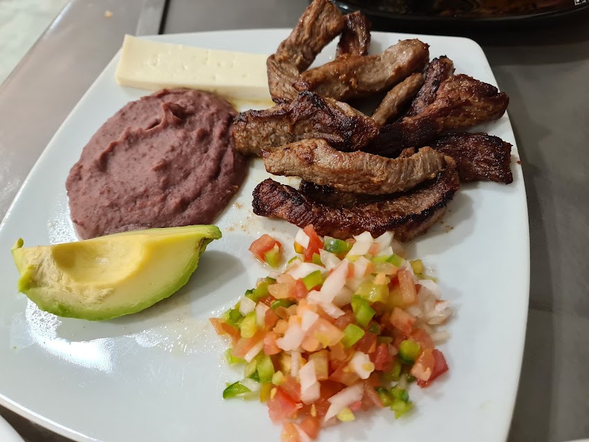 Bar Restaurante La Cervecita Catracha