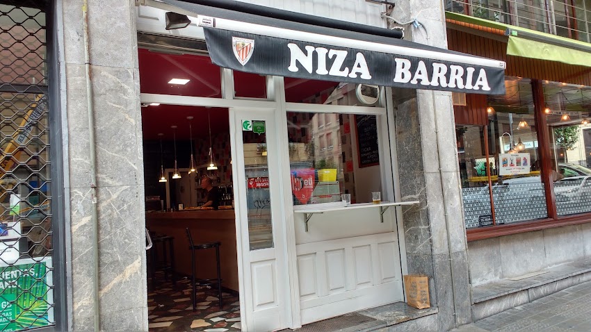 Bar Niza Barria