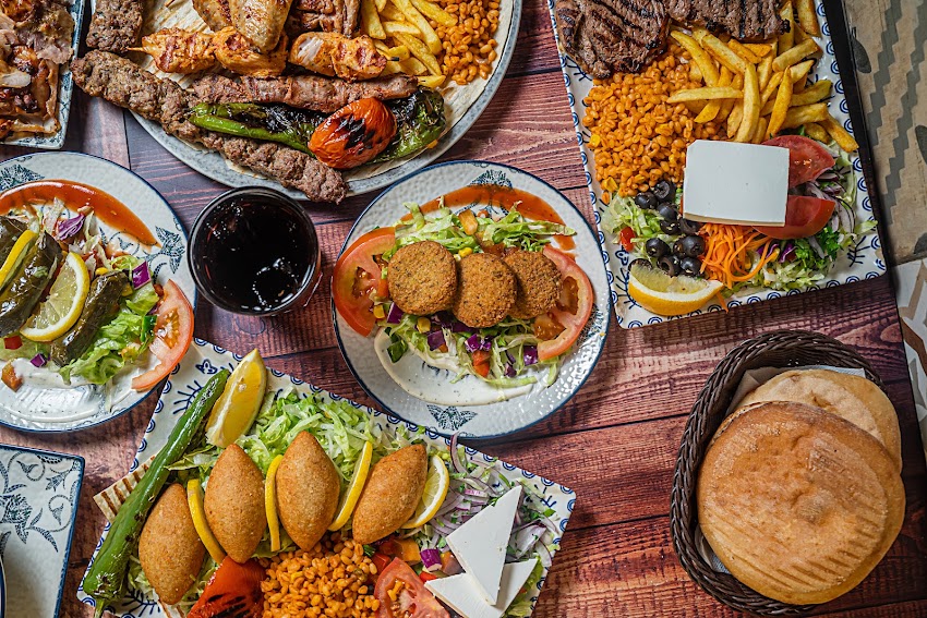 Bósforos Turkish Arenal // Restaurante Turco 100% Halal