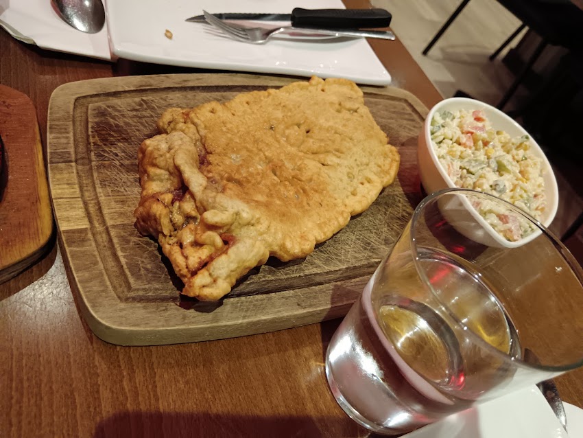 La Cabaña ovevete/Restaurante paraguayo/En españa