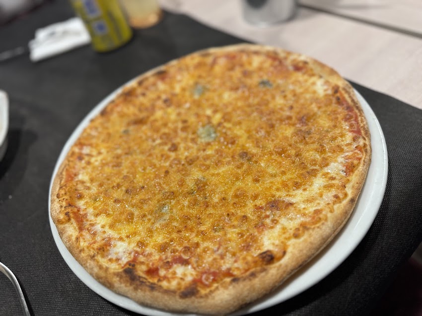 Pizza Napoli