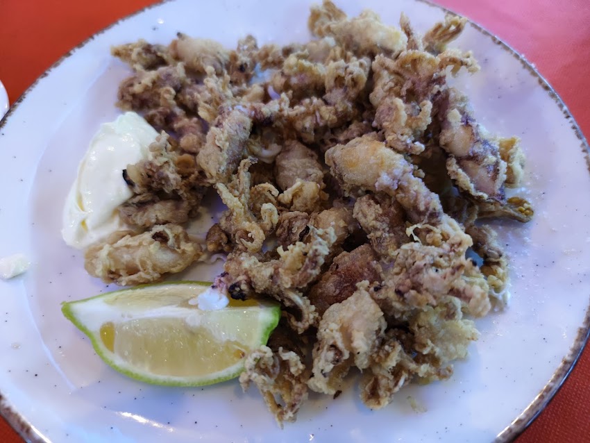 La Lola Tapería Pinchos y Tapas