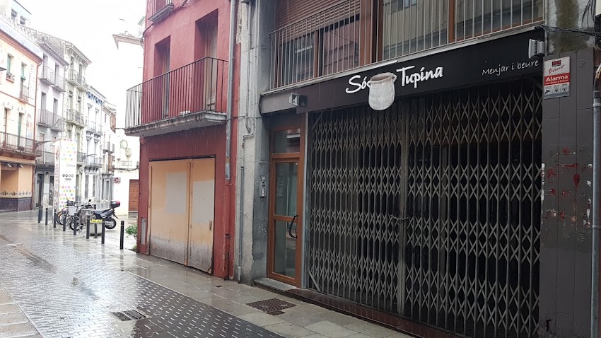 LUCKY RESTAURANT