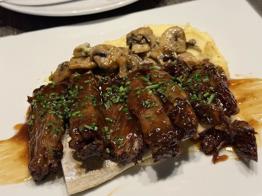 Tria Restaurant