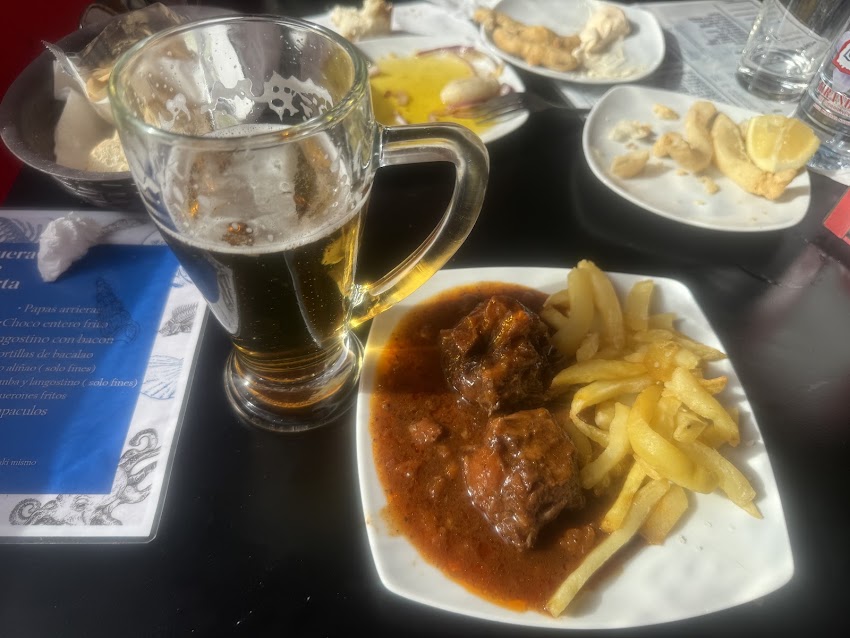 Aki Mismo Bar Cafetería