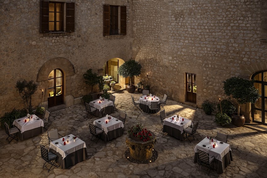 Sa Clastra Restaurant – Castell Son Claret