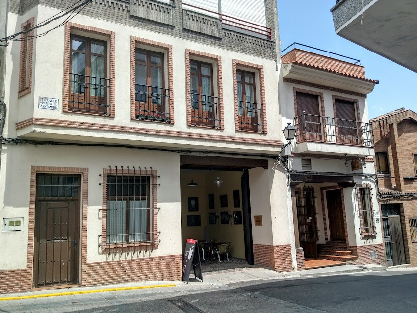 Hostal Rural – Restaurante La Posada de Bayuela