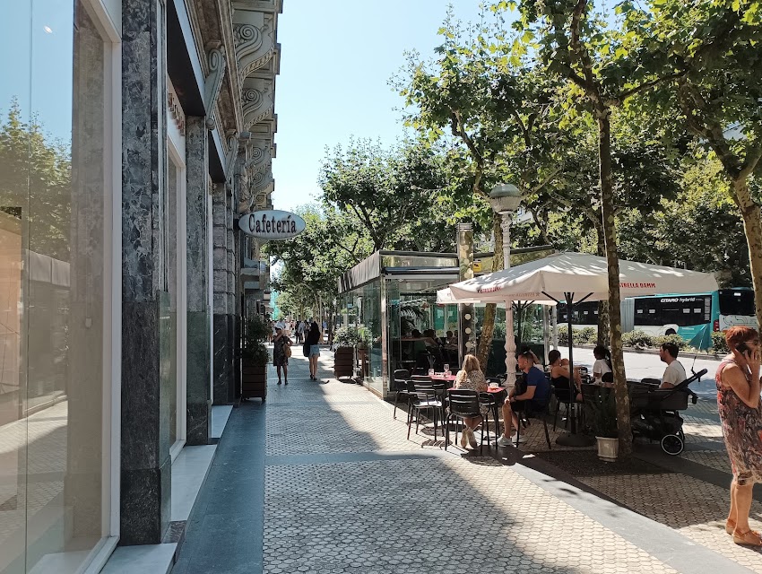Avenida XXI