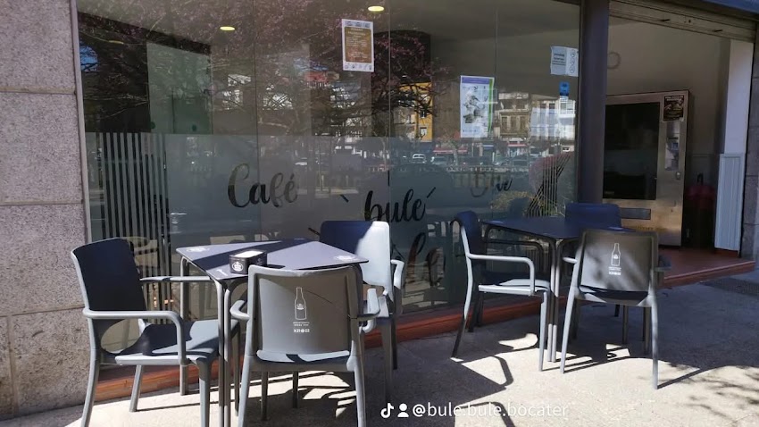 Cafe Bar Bule Bule