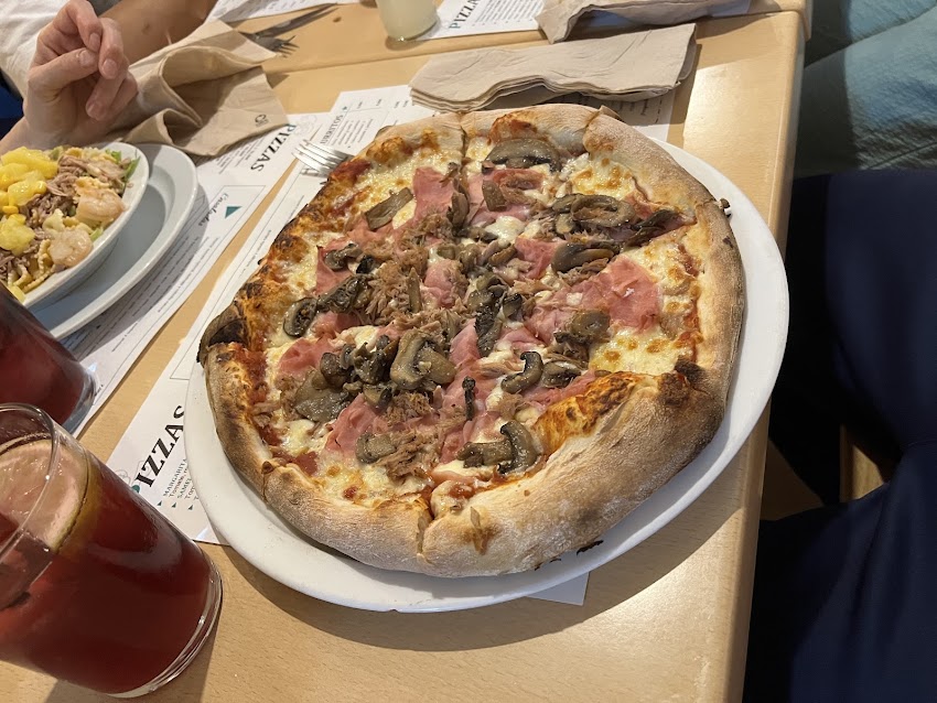 Pizzería En la Higuera