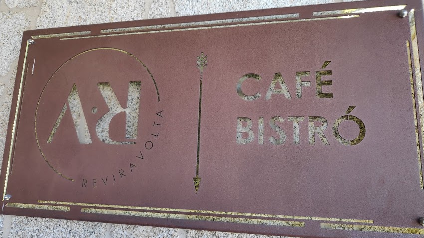 Reviravolta Bistró Casa Cultura Olveira