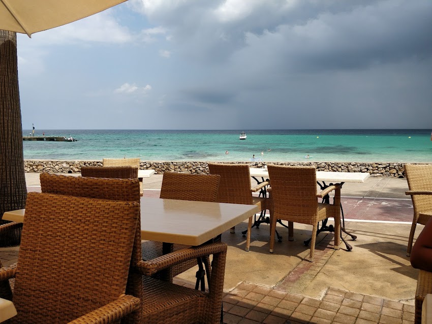 Restaurant sa Caleta