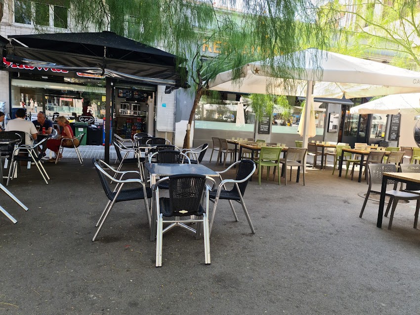 Cerveceria Amics – Bar Restaurante