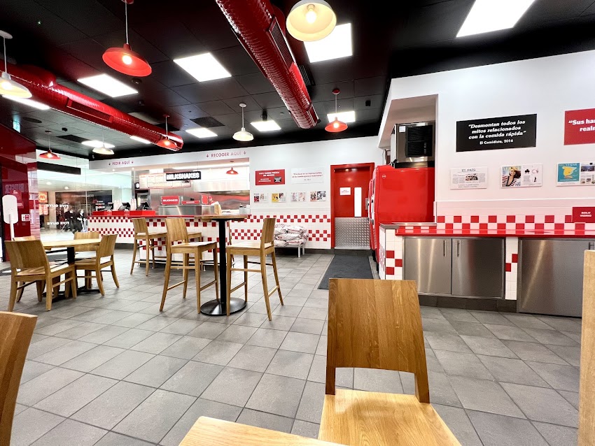 Five Guys Burgers and Fries La Vaguada
