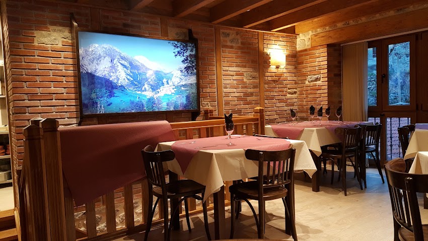 Hotel Peña Castil