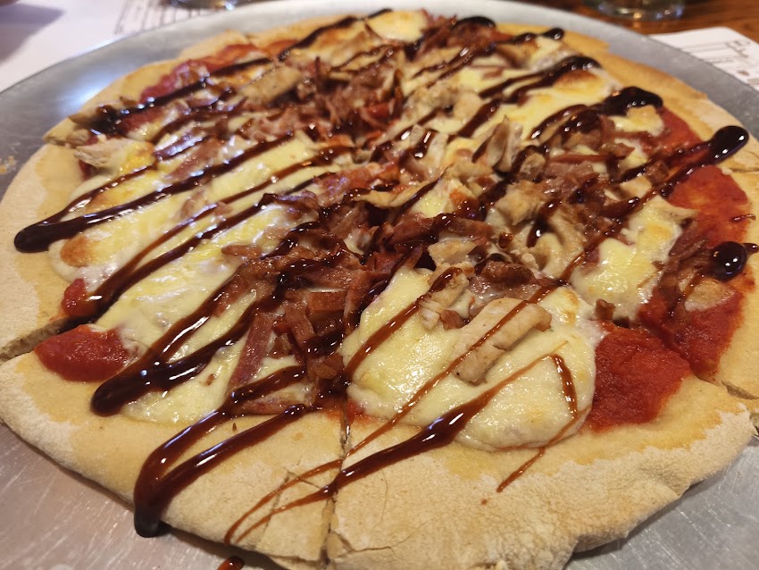 BURGER & PIZZA LA Escollera by Neptuno