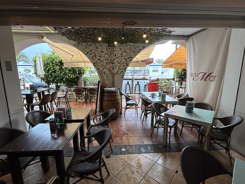 Restaurante De La Mar