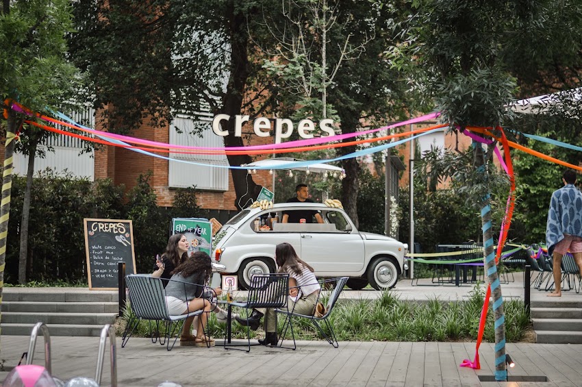 600 Crepes food truck crepería