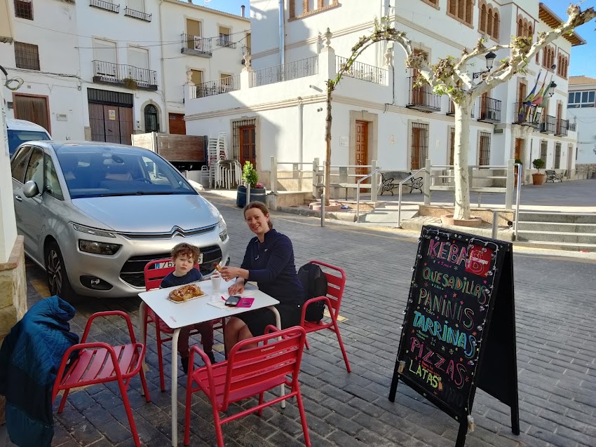 Kebab y churrería «Pili y Mili «food»…. comida para llevar y churros!