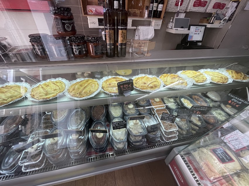 Gastronomia Razonable, Asador De Pollos, Croquetería, Arrocería, Comida Casera Para Llevar