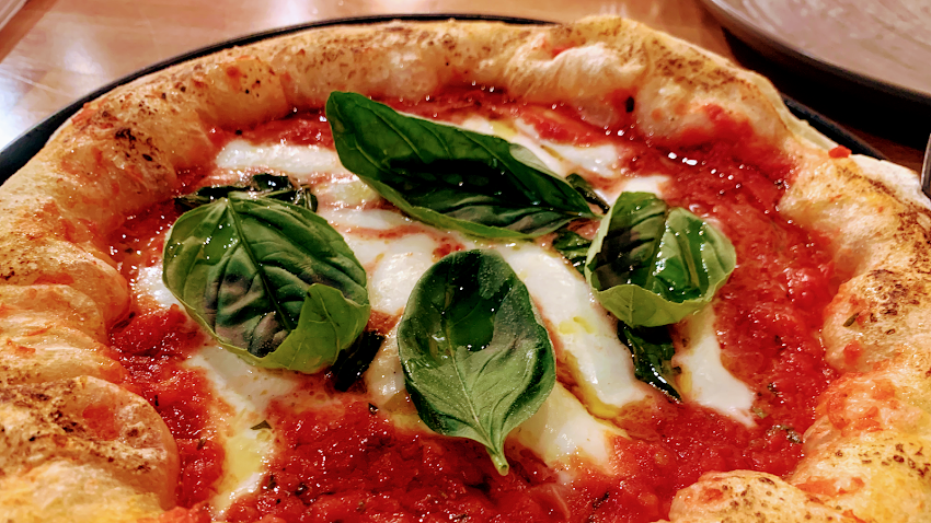Provola Pizzería